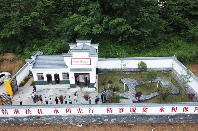 千噸萬(wàn)人水廠凈水