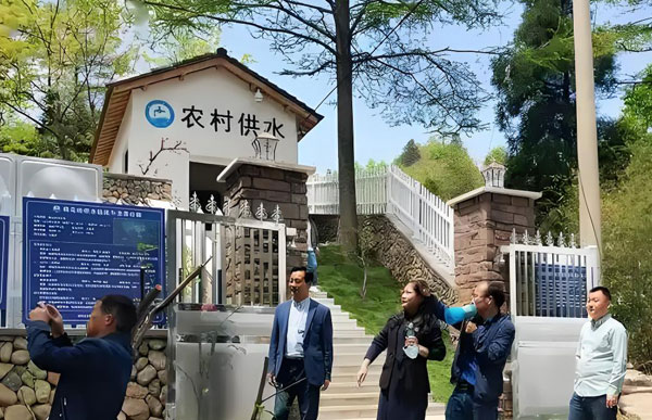 “千人以上”農(nóng)村集中式飲用水項目一體化凈水設(shè)備廠家直銷